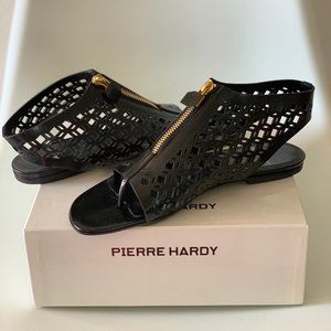 NEW polished black leather Pierre Hardy Shoe 9
